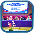 Menghadap